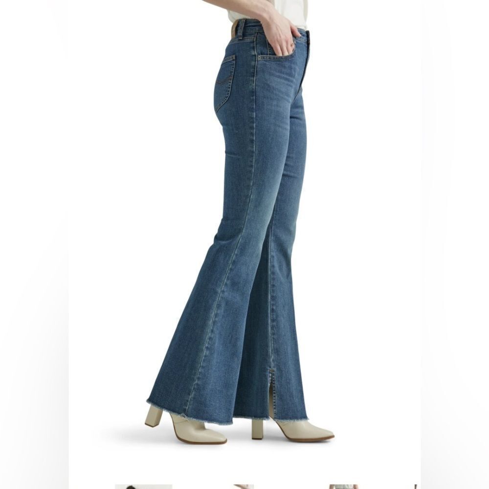 Lee High-Rise Flare NWT.  4